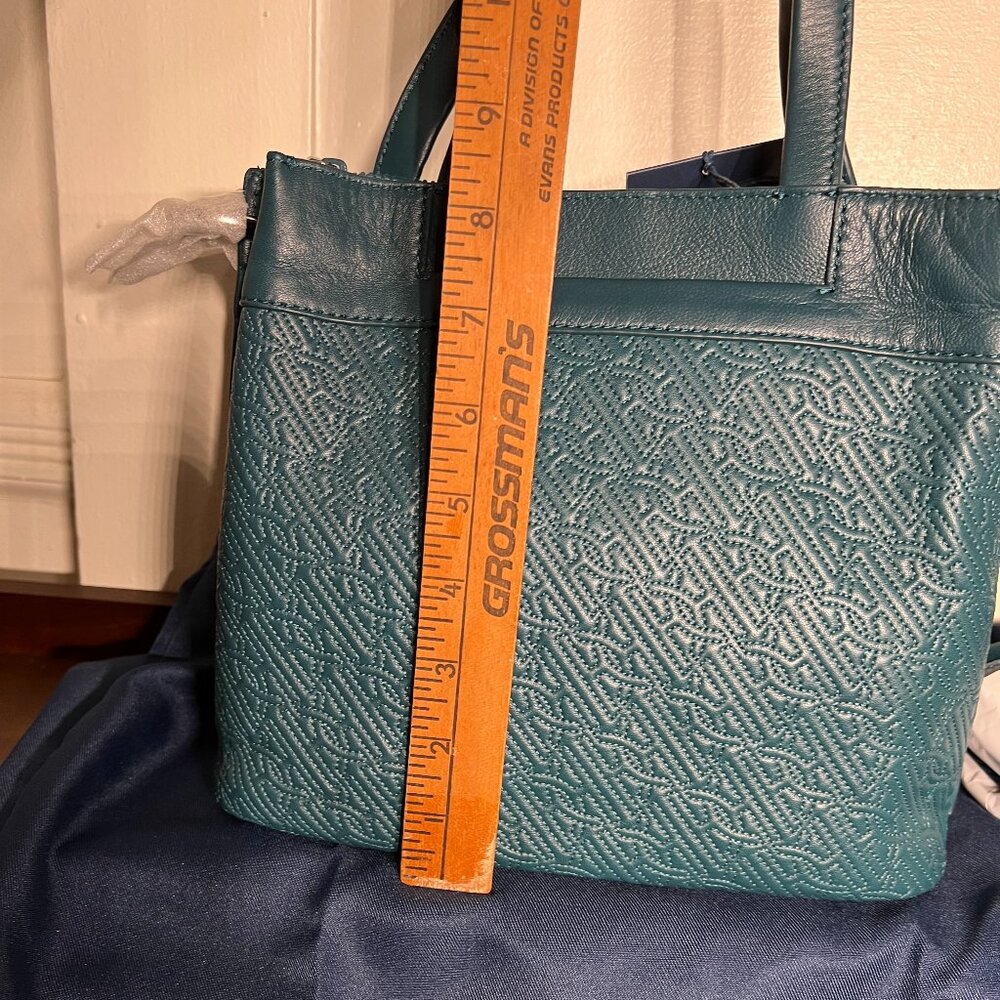 COLE HAAN SMALL BUCKET BAG WITH CROSSBODY STRAP NWT - Picture 7 of 9